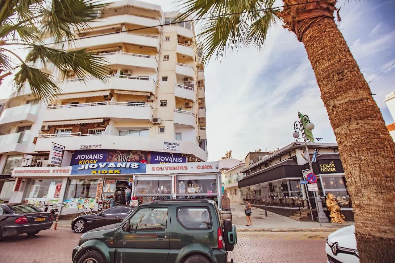 Beach Haven Larnaca 0*,
